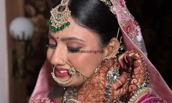 Arushi  Makeup studio